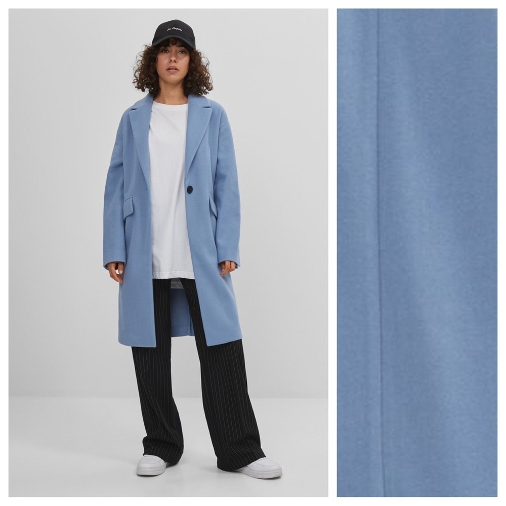 NWT. Bershka Blue Drop Shoulder Coat. Size XS.